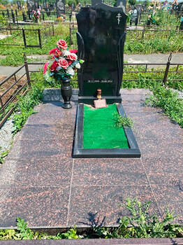 Памятник Гранит подиум гранит